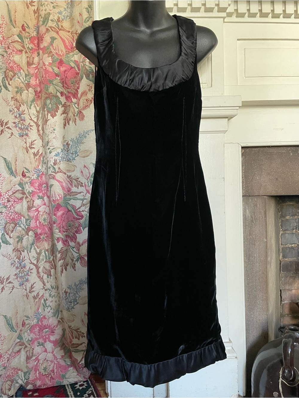 DOLCE & GABBANA Black Velvet Dress
